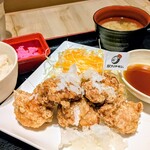 からあげ、定食、丼 がブリチキン。 - 料理写真: