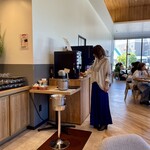 Italian Restaurant ONIRICO - ドリンクコーナー。手前にアイスコーヒー