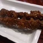 四季香  - ・新疆羊肉 170円(税込み)×2 羊肉串のウイグルバージョン