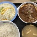 松屋 - 料理写真:ブラウンソースハンバーグ定食、100gが2枚