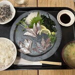 梅山鉄平食堂 - 