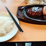 ガスト - 料理写真:ミックスグリルのセット