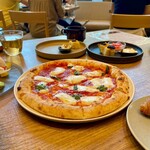 Italian Restaurant ONIRICO - メイン料理のマルゲリータ