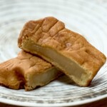 かんのや - 三春駒みるくあん  断面