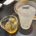 仙台焼肉ホルモンまんぷく亭 - サントリー梅酒と六ジンソーダ