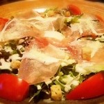 肉と焼酎とウイスキー 土竜 - シーザーサラダ