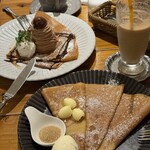 CREPERIE ALCYON TEA TABLE CAFE - 