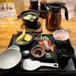 松山鯛めし 秋嘉 - 松山鯛めし膳（2600円）