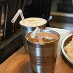 Spice Bar モンカリー - アイスチャイとラッシー