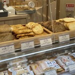 安岡蒲鉾 - ショーケース