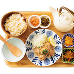 「こめらく 海鮮ごはんと、唐揚げと。」 - 料理写真:
