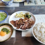 牛たんの店一休 - 料理写真:牛タン定食＋ごはん大盛り