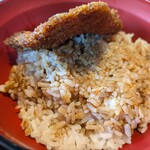 ブルドック - ご飯にもソースがたっぷり