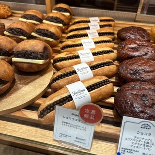 JUNIBUN BAKERY_1