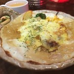 Supachi - 海老とイカの熟成カレースパチー 890円
                        スパチーと言う名の、要はグラタンだと食べながら気付いた。