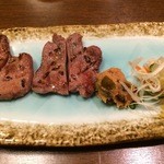 蔵大黒 - 牛たん定食の牛たんは少なめ