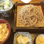 そば廣 - 長浜で初めて満足できるざるそばを頂きました。
            蕎麦はもちろん、つゆが兎に角美味い。そしてこの量なら恐らく、都会であれば1500円位は取られますが、1080円とコスパも素晴らしい。またリピートします。