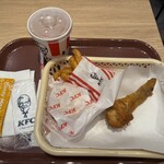 ケンタッキーフライドチキン - 料理写真:チキン&ビスケットセット