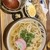 うどん棒 - 料理写真:かけうどんとちく玉天。やはり大阪のうどんは素晴らしい！