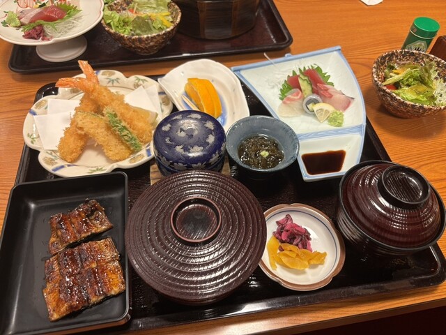 志の島西店 - 上小田井/日本料理 | 食べログ