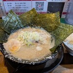 平太周 味庵 - ラーメン大盛　脂多めのりまし