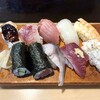 加島鮨 - ランチ。これに茶碗蒸しと味噌汁が付いて1210円（税込）でした。