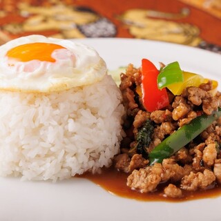 タイ料理 タァナムタイ_2
