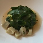 Steirereck - Artichoke & Jerusalem Artichoke 
      with Wild Corn Salad & Pericon