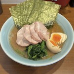 横浜家系らーめん 五十三家 - 料理写真: