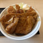 かつや - 料理写真:大判豚の生姜焼きとチキンカツの合い盛り丼