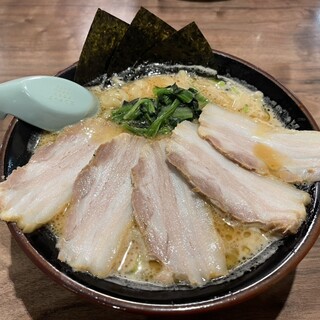 横浜家系ラーメン 黒田家_0
