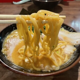 横浜家系ラーメン 黒田家_1