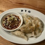 餃子 おそ松 - 