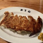 餃子 おそ松 - 