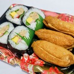 恵比寿おかず屋 - 料理写真:助六(サラダ巻)499円が半額