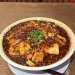 玉龍飯店 - 辣湯麺