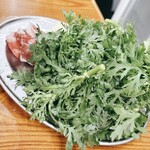 ジンギスカン羊はち - 春菊たっぷり！草原焼き