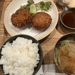 農業高校レストラン - 農業高校OBヒライ精肉店直送ミンチカツ御膳。