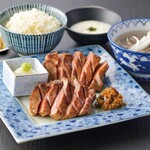 炭焼牛たん東山 雅 - 特選牛たん定食
