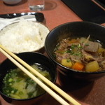 この日のメインは、「牛筋煮込み」～