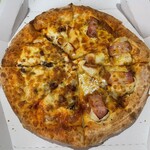 ピザタイム - 料理写真:カントリー＆カレージャーマン。お気に入りです。
