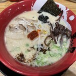ラーメン まこと屋 - 料理写真:牛白湯ラーメン780円