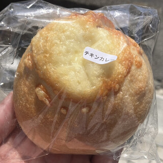CAMELBAGEL_1