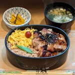 鳥焼 辰の字 - 辰の字 ＠築地 ランチ 焼き鳥重 税込1,000円