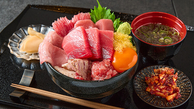 海鮮丼まぐろ丸 極み