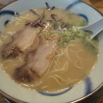らーめん 月のうさぎ - とんこつらーめん　600円