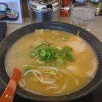 ラーメン横綱 - ラーメン並　630円