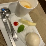 Chinese Restaurant Season - 