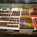 PIERRE HERMÉ PARIS - 