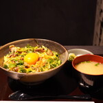 正六 - ●宮崎地頭鶏 親子丼　2,200円
